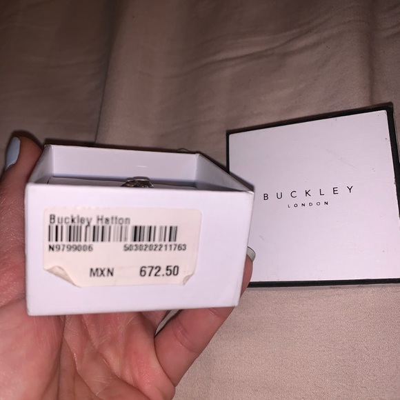 Ring - Picture 3 of 6